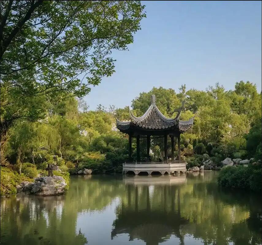 湖北半知餐饮有限公司